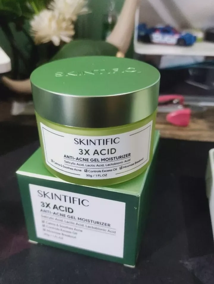 Skintific 3x Acid Anti-Acne Gel Moisturizer d